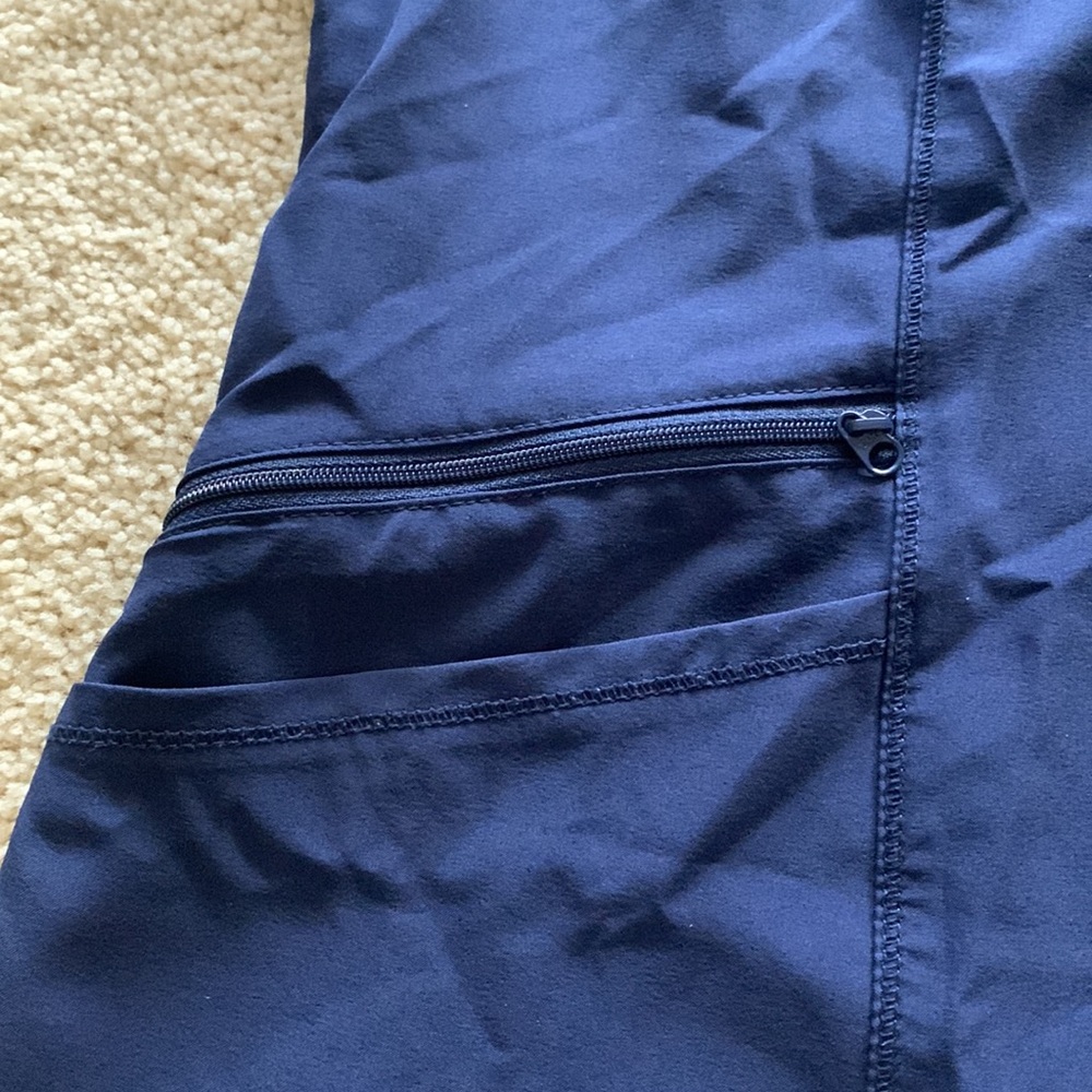 Navy blue Allura by Cherokee Uniforms scrub set - top size M, bottoms size S - Picture 4 of 14